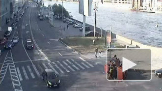Выход через верх. Серьезное ДТП у Сампсониевского моста